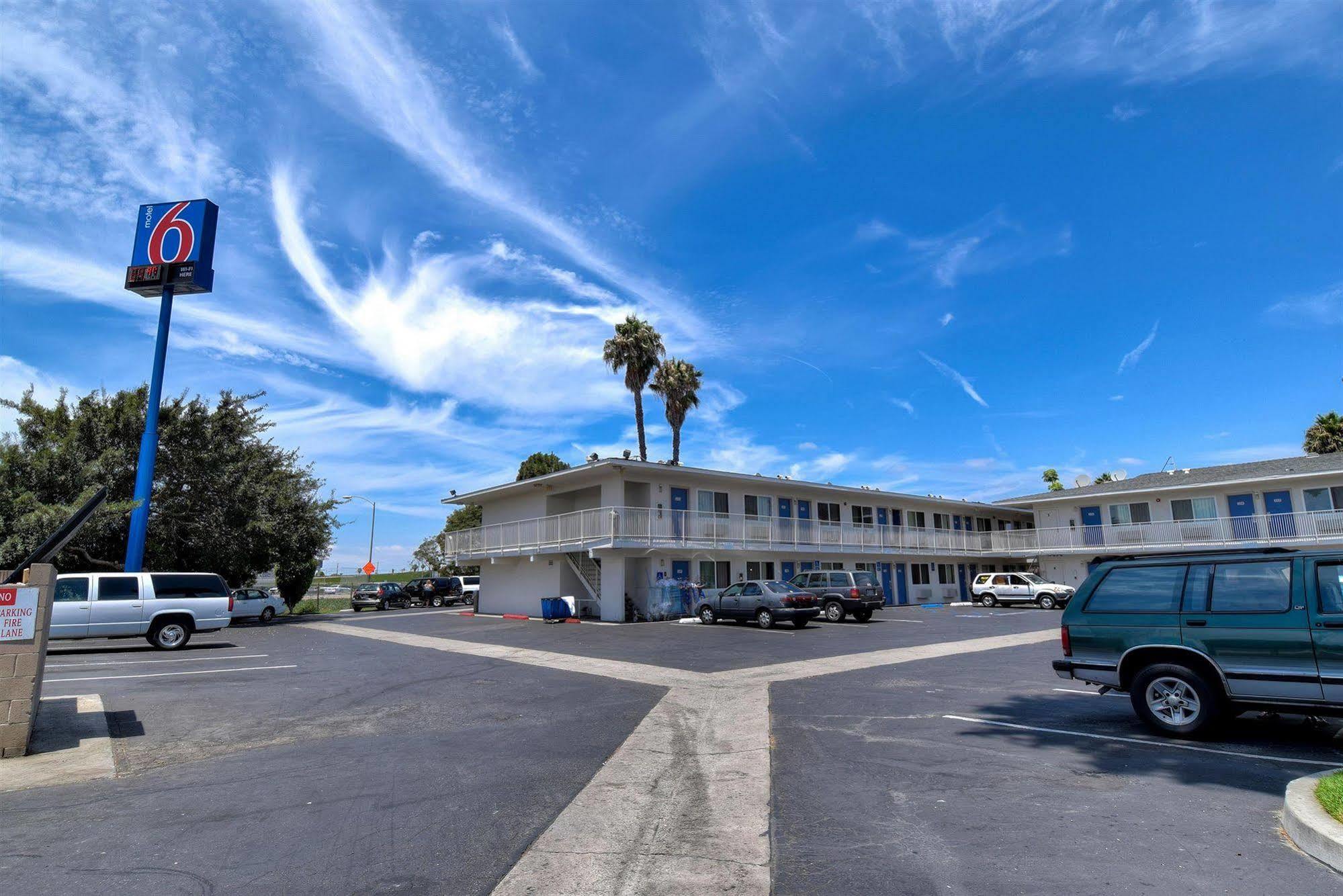 Motel 6-Westminster, CA - South - Long Beach Area Exterior foto